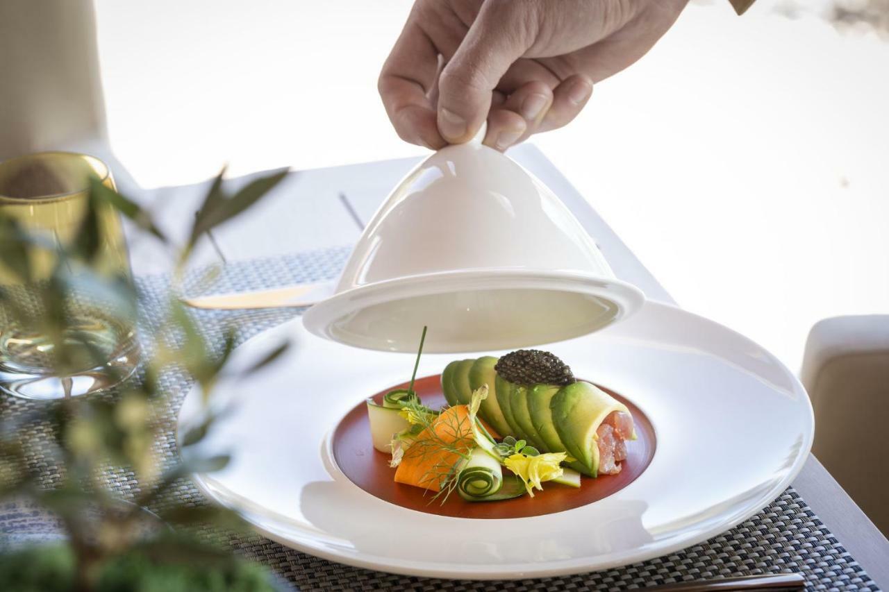 Li Neuli Country Club Hotell San Pantaleo Exteriör bild